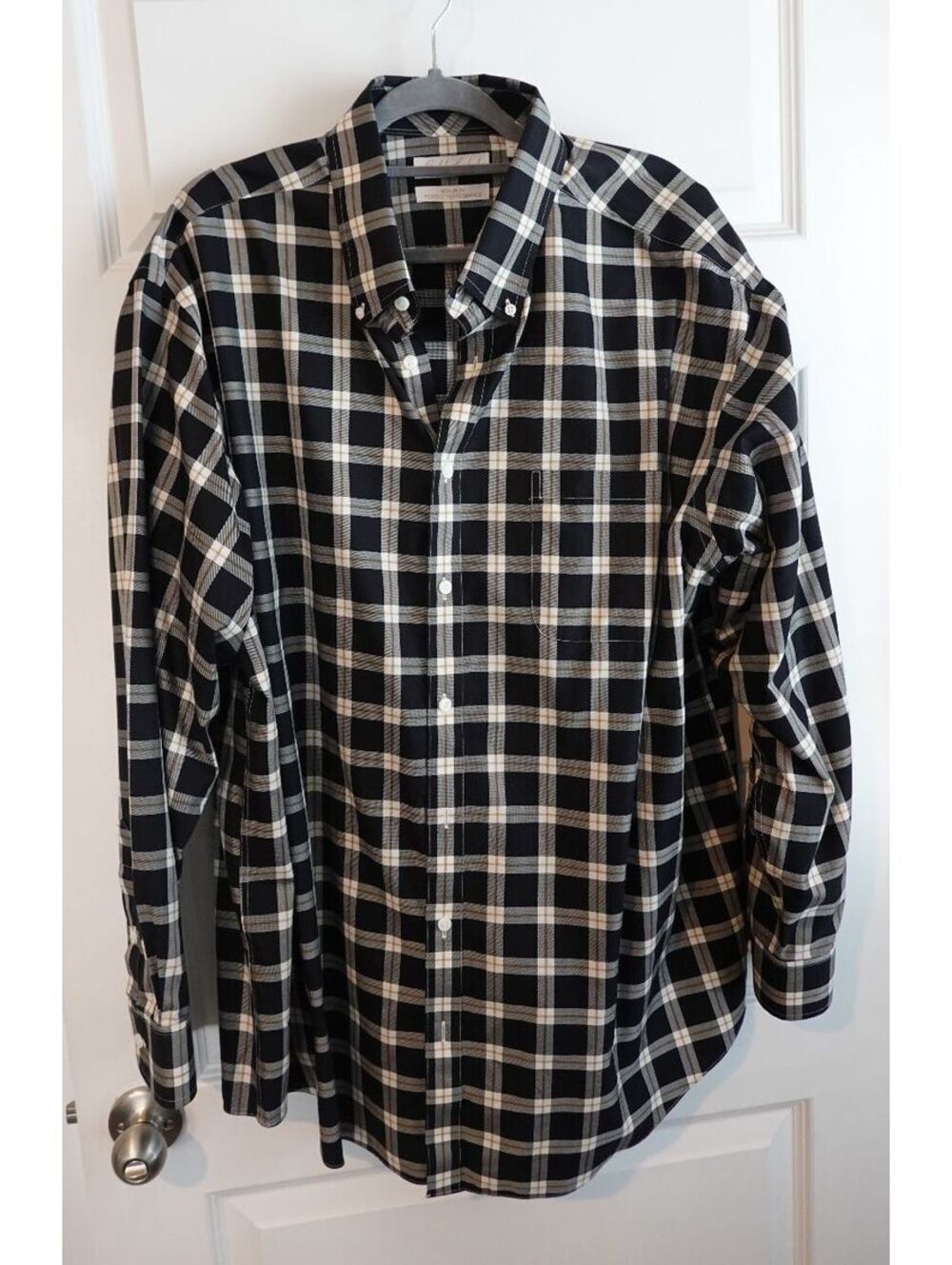Roundtree & Yorke Gold Label Men’s 2XB Plaid Non-Iron Long Sleeve Shirt